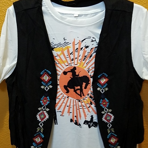 Rodeo Roundup Tee - Picture 2 of 7